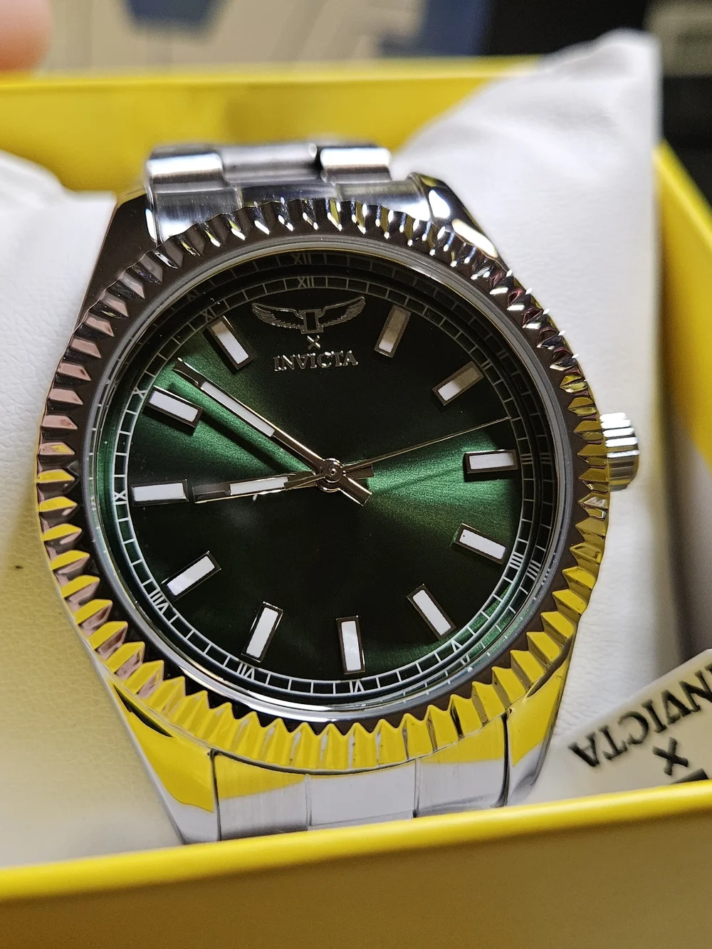 Invicta Specialty Stainless Steel Quartz Watch – Green Dial 40mm